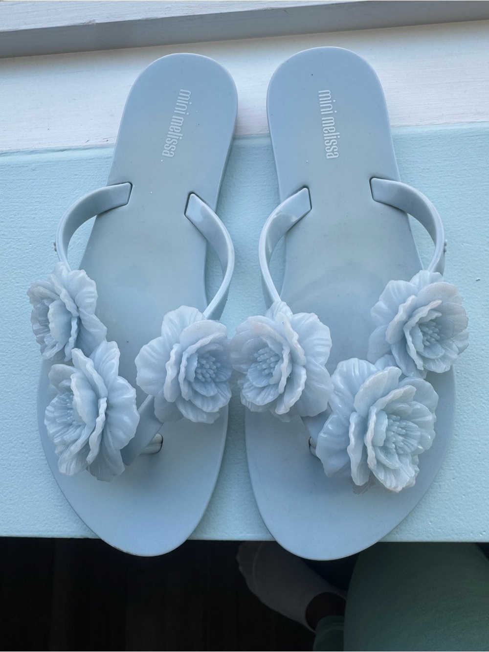 Mini Melissa White Floral Jelly Sandals with 3D Flowers
